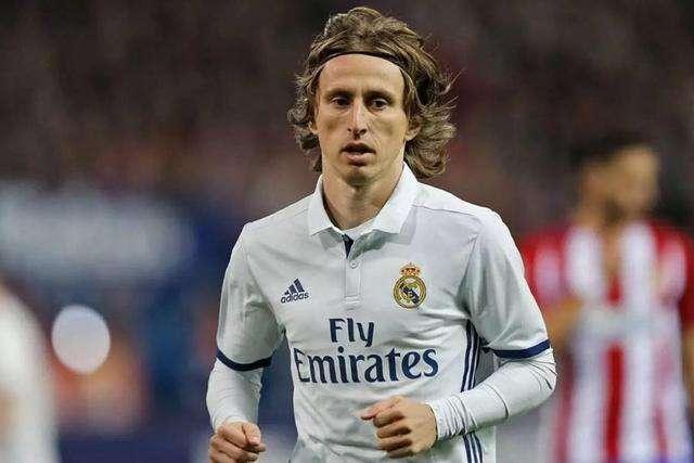 布伦森在东部赛区超越马克西，获得第二名