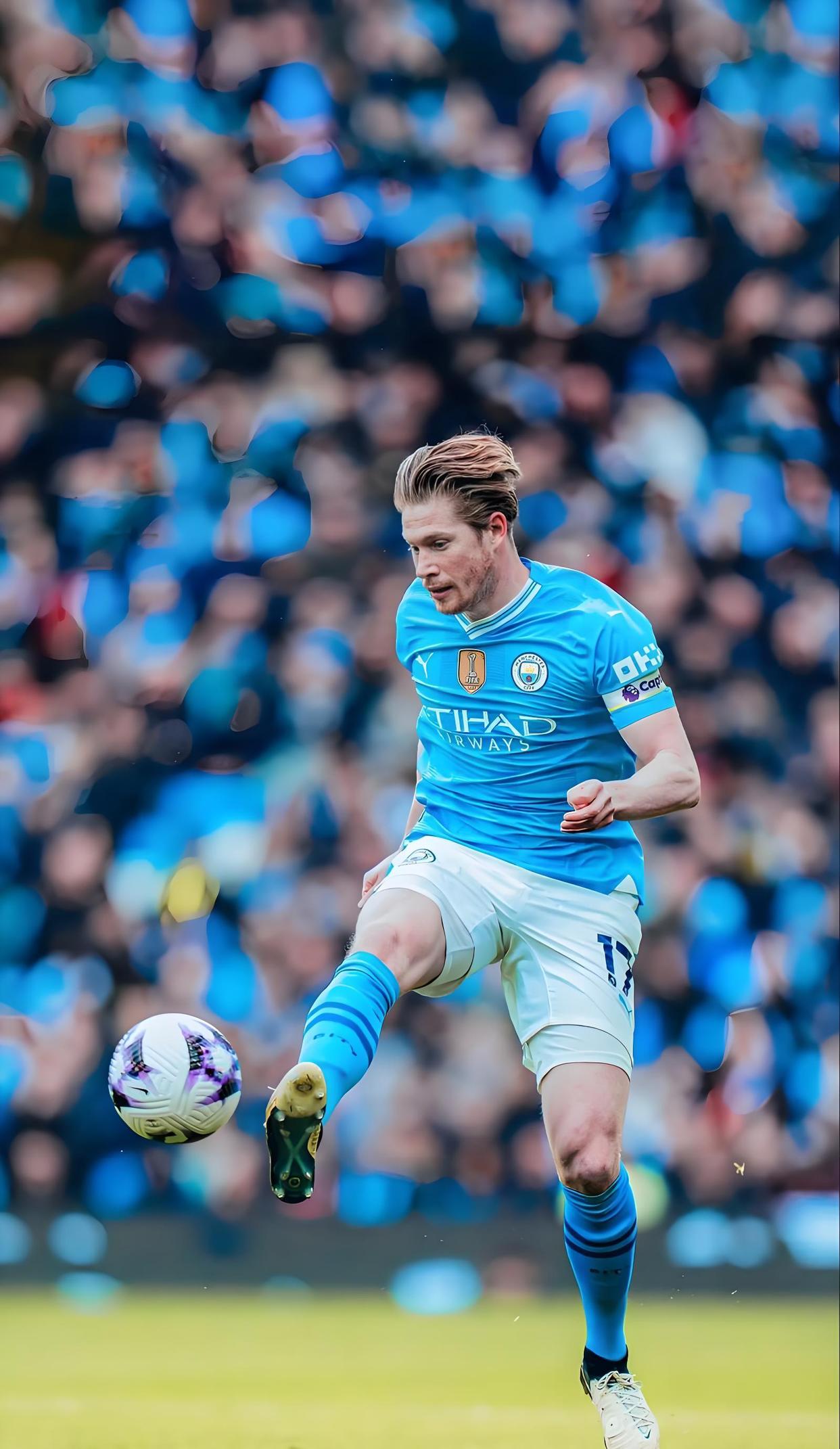 美记：克尼佩尔命中率效率都高 三球该多传球给他而不是小桥&米勒