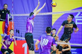 官方：瓦尔迪新赛季将穿克雷莫内塞10号球衣